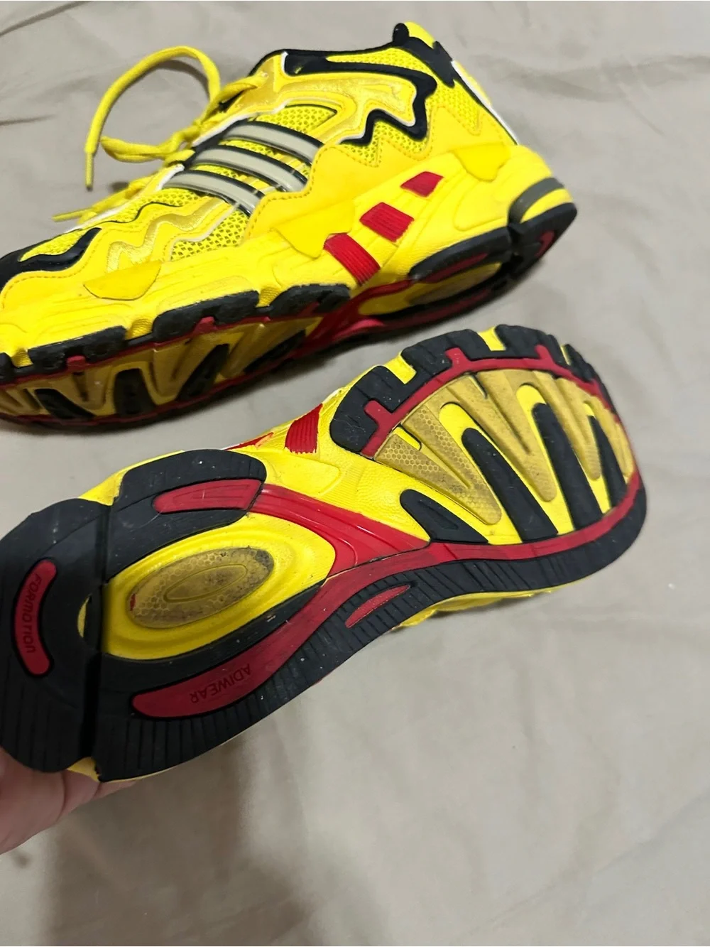 Bad Bunny Paso Fino Sneakers Kids Size 5.5